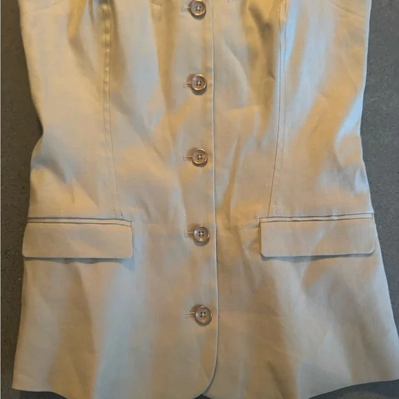 Guess Beige Button-Up Top - Picture 2 of 4